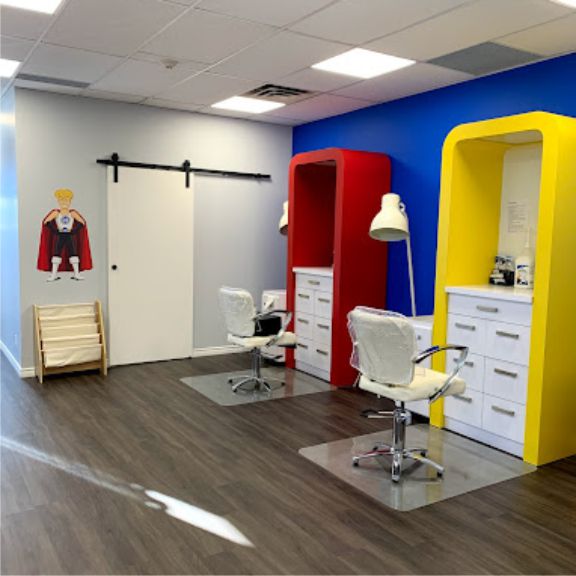 lice clinic with decor of a children's hair stylist