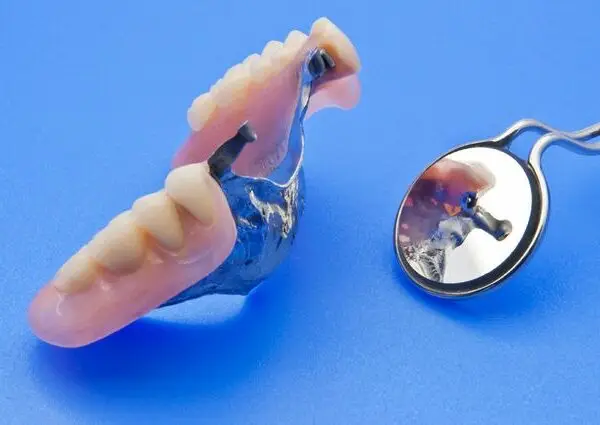Live Dental Studio